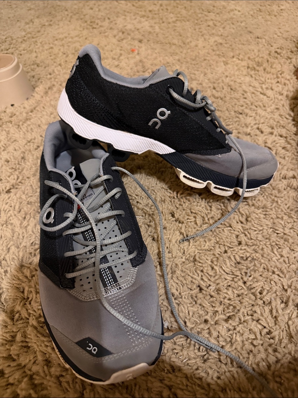 On Running Men's Athletic Shoes - Gray and Black